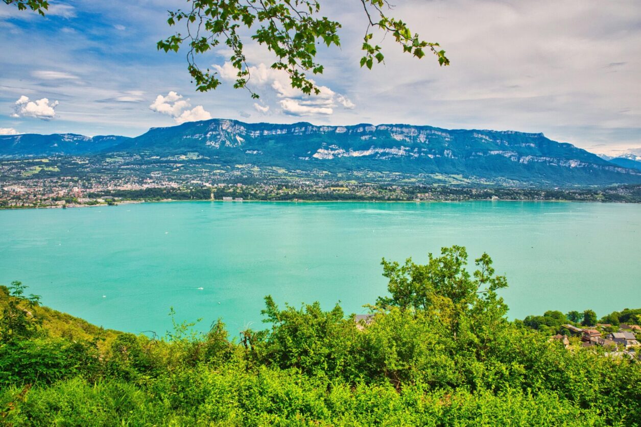 Actualité Pourquoi investir en Savoie ? Analyse, conseils et opportunités 2025